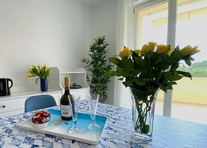 Festa D'estate アパート